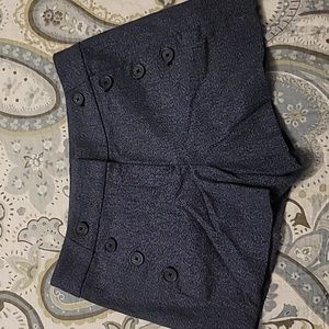 Navy shorts with pockets